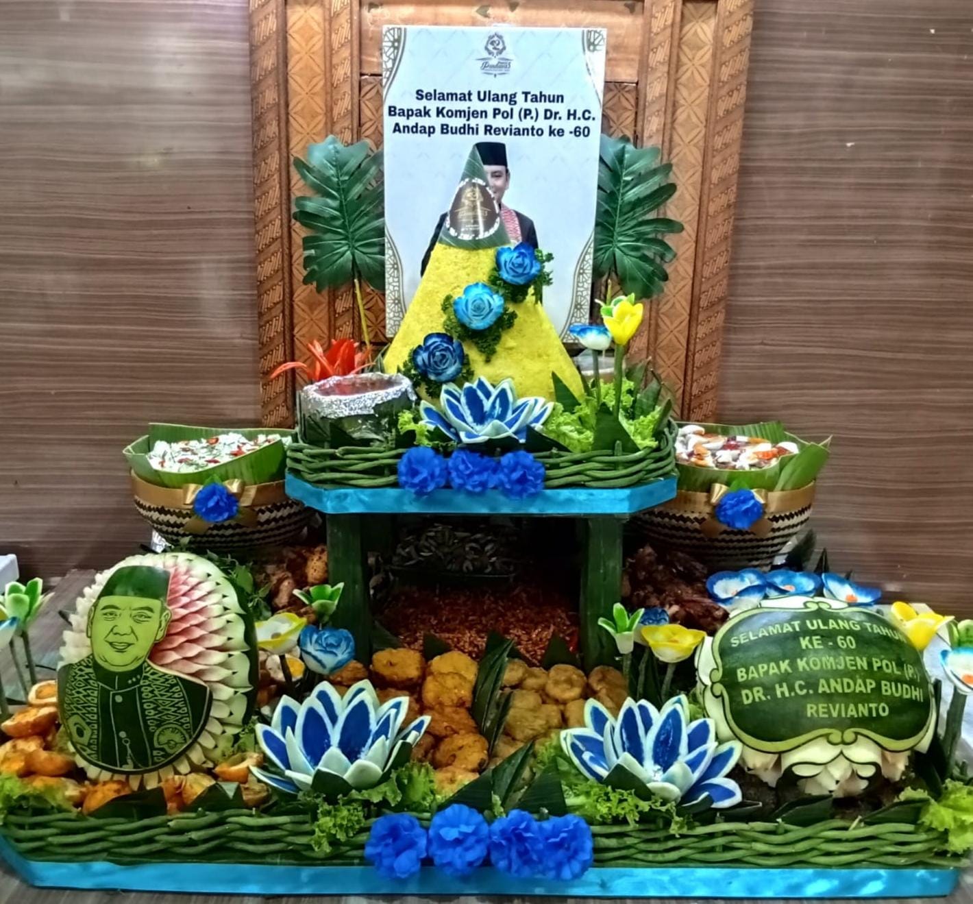 Tumpeng Ulang Tahun Tematik